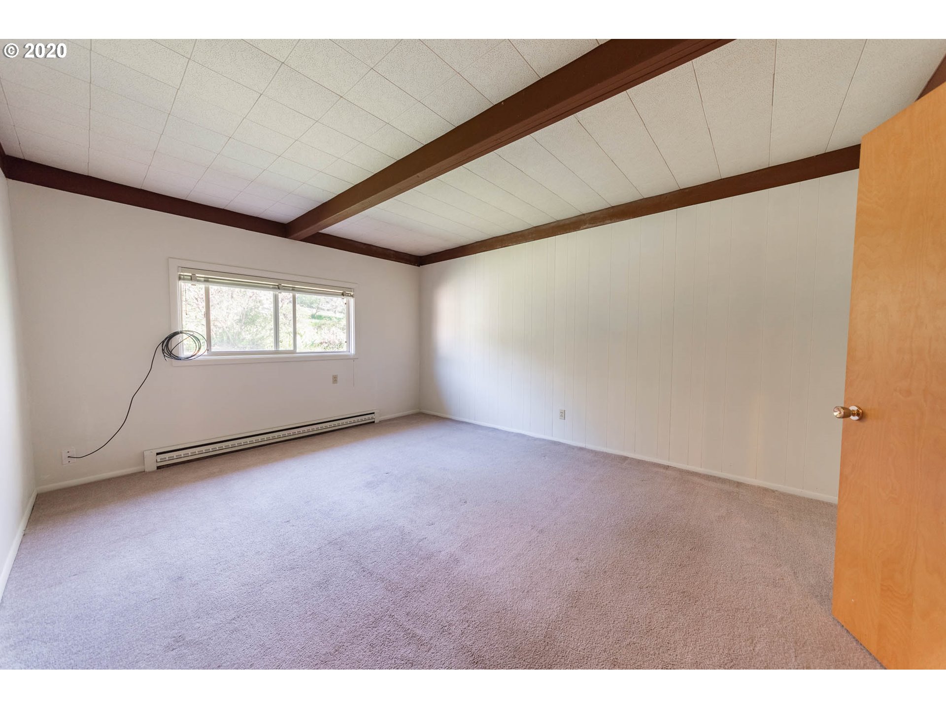 3057 Bailey Hill Road Eugene, OR 97405 - Photo 8 of 32 Gallery Image 8