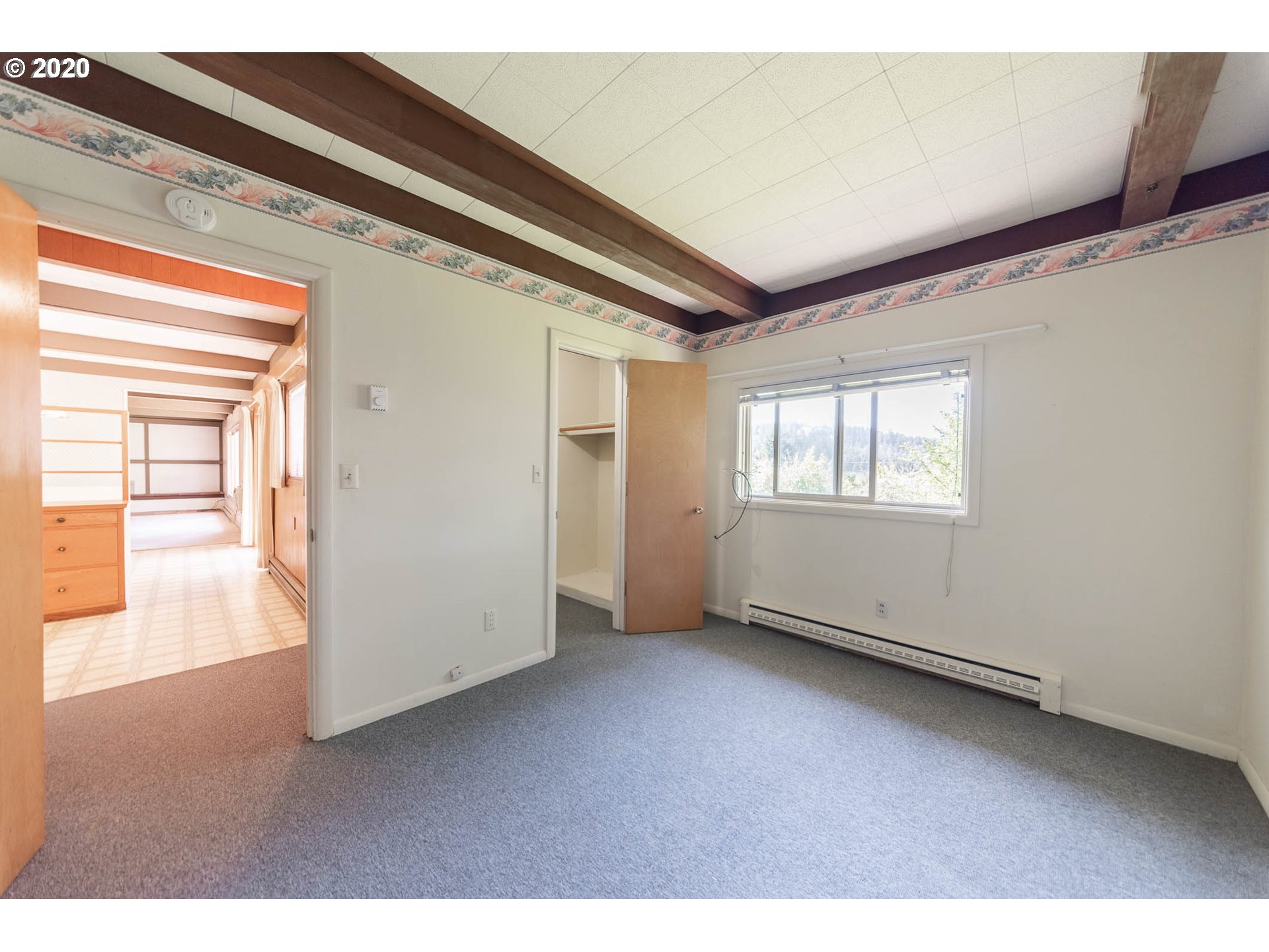 3057 Bailey Hill Road Eugene, OR 97405 - Photo 10 of 32 Gallery Image 10