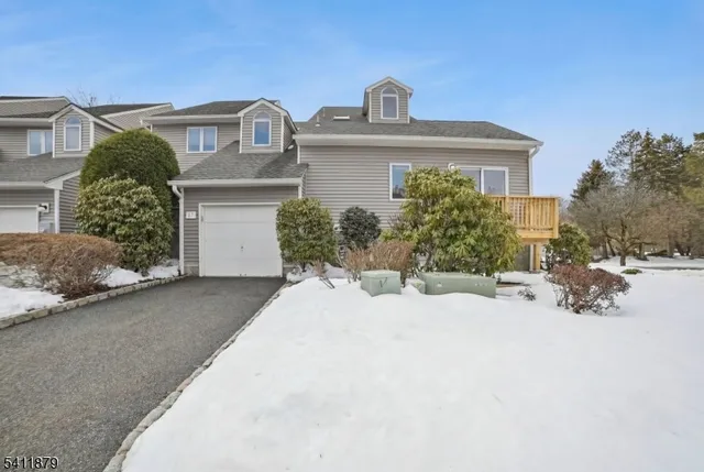 $579,000 | 69 Lapis Circle, West Orange, NJ 07052