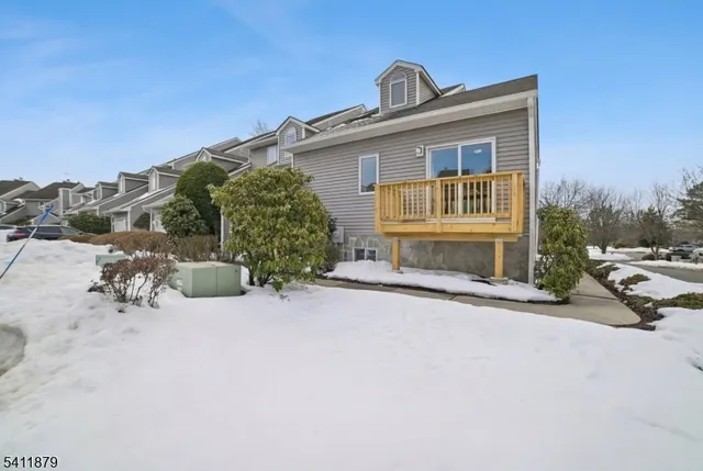 $579,000 | 69 Lapis Circle, West Orange, NJ 07052