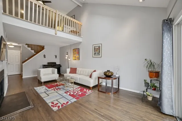 $579,000 | 69 Lapis Circle, West Orange, NJ 07052