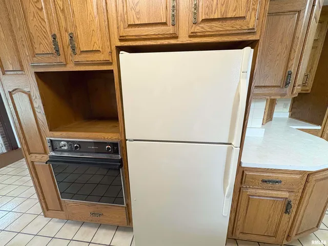 $199,900 | 502 West Crestwood Drive, Peoria, IL 61614