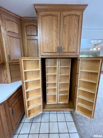 $199,900 | 502 West Crestwood Drive, Peoria, IL 61614