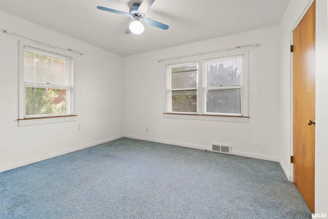 $199,900 | 502 West Crestwood Drive, Peoria, IL 61614