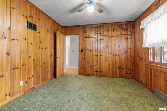 $199,900 | 502 West Crestwood Drive, Peoria, IL 61614