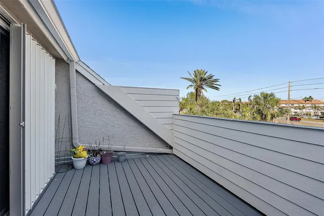 $985,000 | 380 Pinellas Bayway South, Unit E, Tierra Verde, FL 33715