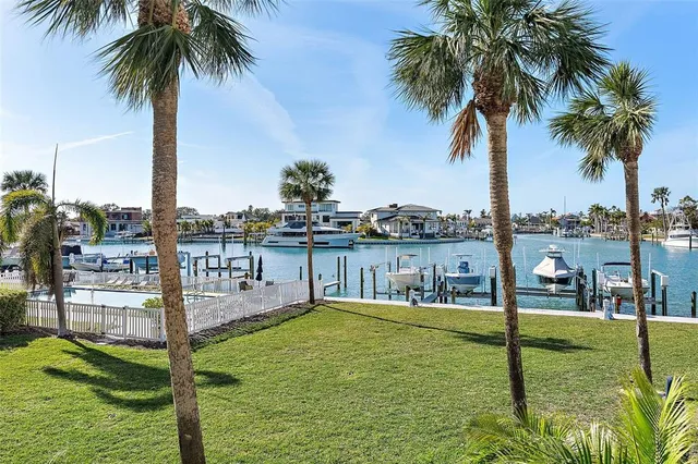 $985,000 | 380 Pinellas Bayway South, Unit E, Tierra Verde, FL 33715