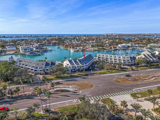 $985,000 | 380 Pinellas Bayway South, Unit E, Tierra Verde, FL 33715