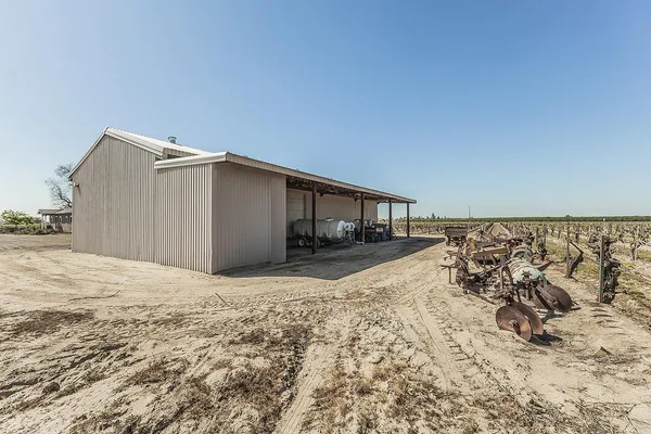 $3,600,000 | 5290 North Bishop Avenue, Fresno, CA 93723