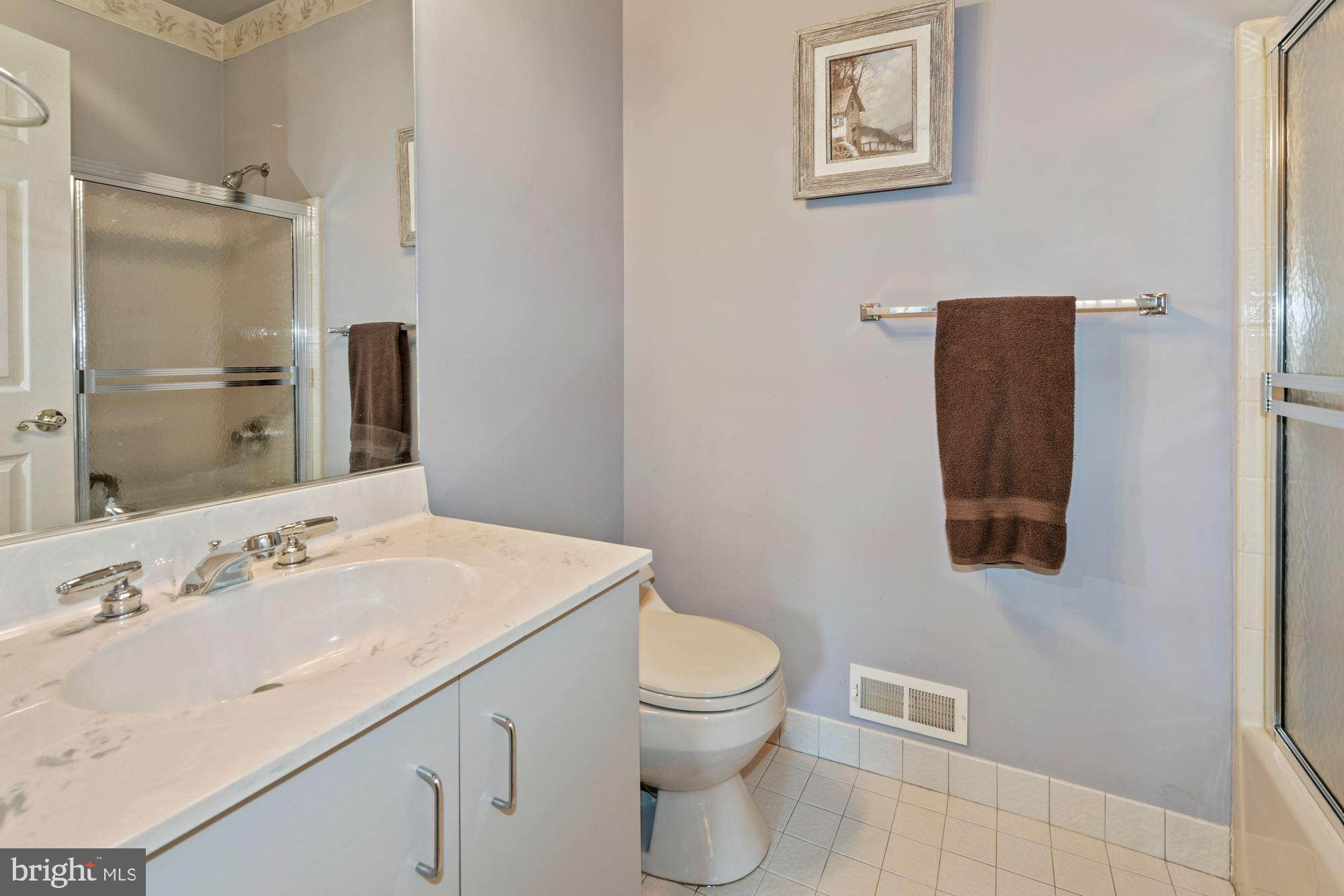 46 Cove Road Moorestown, NJ 08057 - Photo 8 of 65