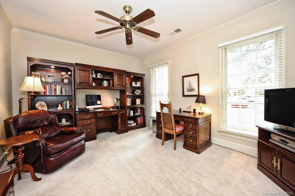2825 Sharon View Road, Unit 2825 Charlotte, NC 28210 - Photo 12 of 24 Gallery Image 12