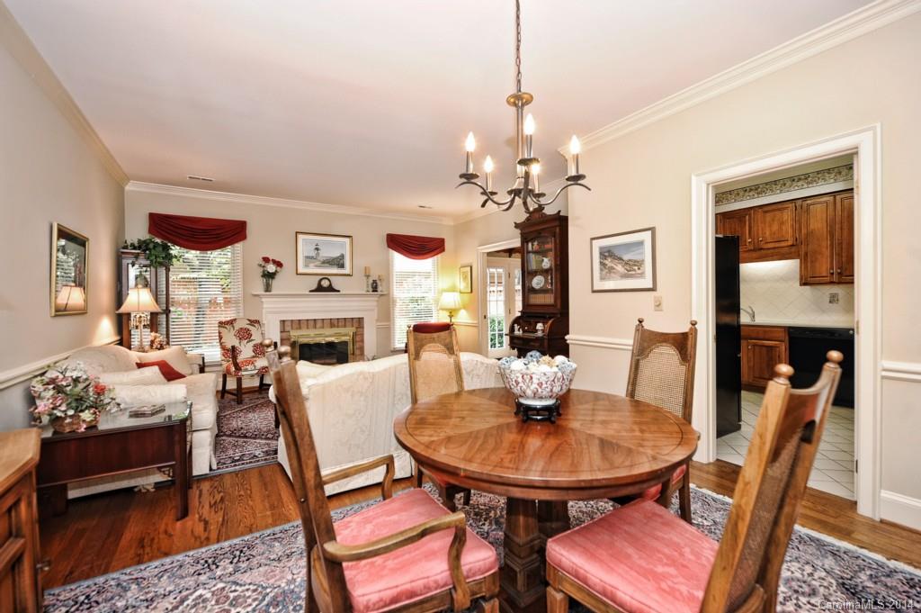 2825 Sharon View Road, Unit 2825 Charlotte, NC 28210 - Photo 4 of 24 Gallery Image 4