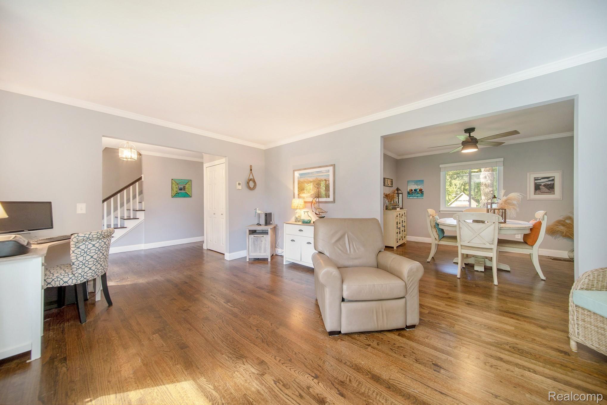 373 Gunder Drive Rochester, MI 48309 - Photo 4 of 39 Photo (12).jpg