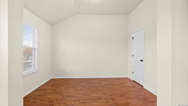 $2,000 | 9503 Copper Mist, Converse, TX 78109