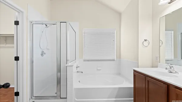 $2,000 | 9503 Copper Mist, Converse, TX 78109