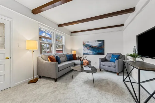 $565,000 | 458 South Burno Drive, Palatine, IL 60067