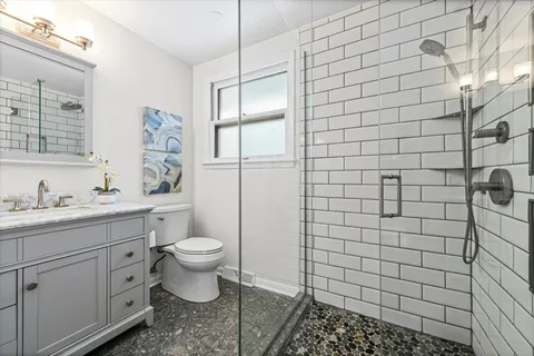 $565,000 | 458 South Burno Drive, Palatine, IL 60067