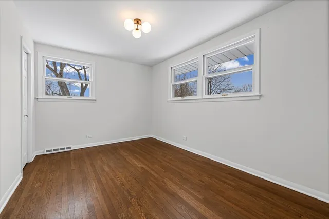 $565,000 | 458 South Burno Drive, Palatine, IL 60067