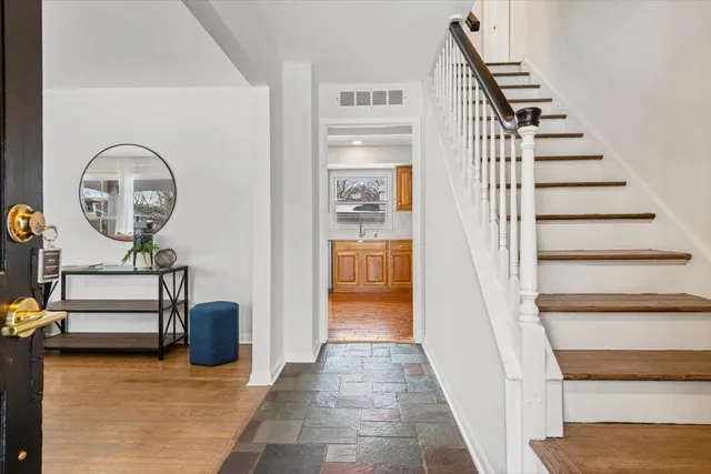 $565,000 | 458 South Burno Drive, Palatine, IL 60067