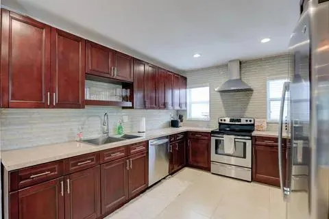 $6,400 | 3170 Northwest 68th Court, Fort Lauderdale, FL 33309