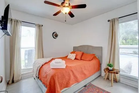 $6,400 | 3170 Northwest 68th Court, Fort Lauderdale, FL 33309