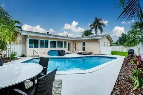 $6,400 | 3170 Northwest 68th Court, Fort Lauderdale, FL 33309