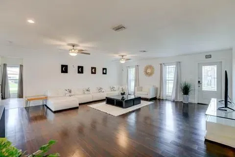 $6,400 | 3170 Northwest 68th Court, Fort Lauderdale, FL 33309