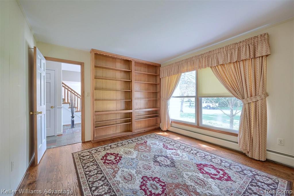 30025 Fox Grove Road Farmington Hills, MI 48334 - Photo 13 of 58