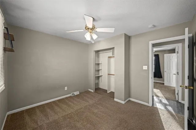 $245,000 | 1009 Northwest Kingsridge Drive, Blue Springs, MO 64015