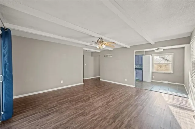 $245,000 | 1009 Northwest Kingsridge Drive, Blue Springs, MO 64015