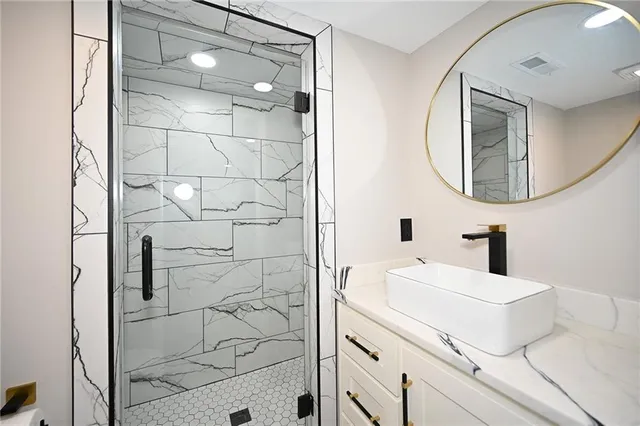 $290,000 | 6309 East 102nd Terrace, Kansas City, MO 64134