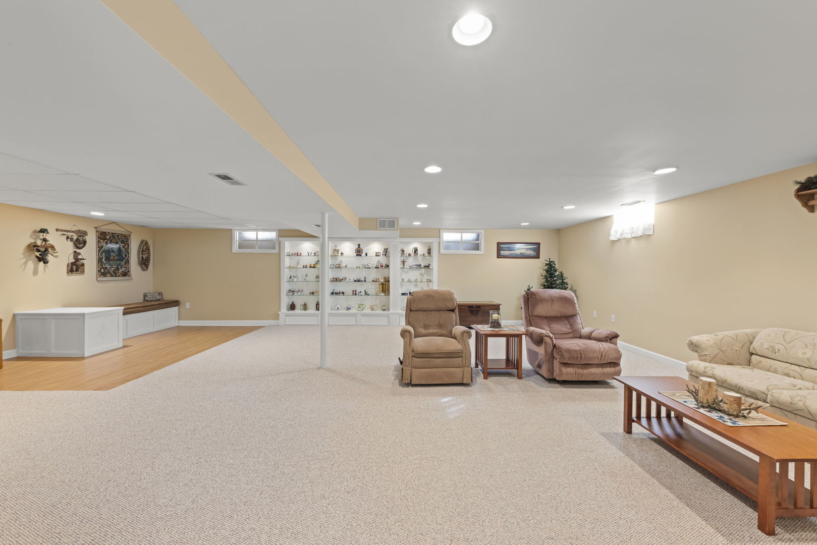 52 Winrock Road Montgomery, IL 60538 - Photo 17 of 28 a living room with furniture and a couch