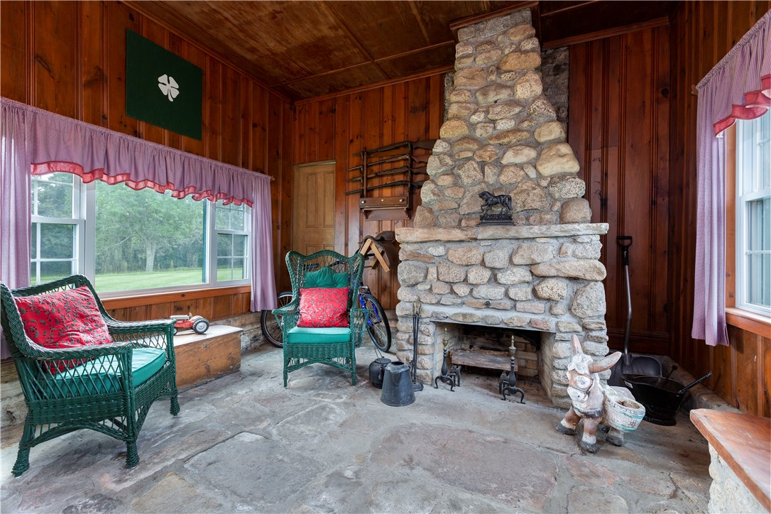 1949 Flat River Road Coventry, RI 02816 - Photo 7 of 40