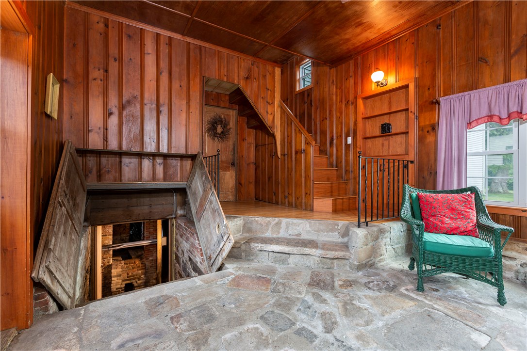 1949 Flat River Road Coventry, RI 02816 - Photo 8 of 40