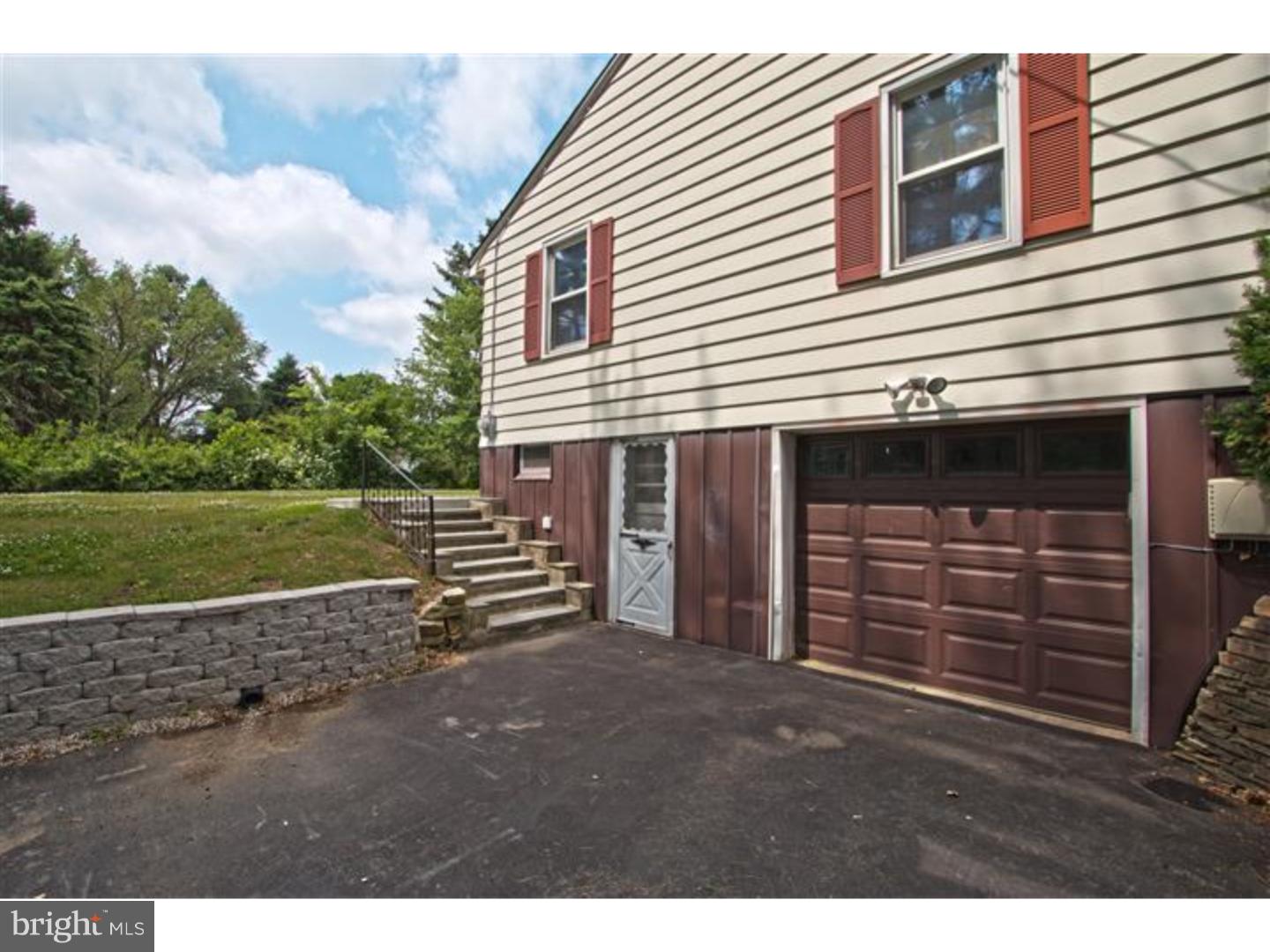 130 Bull Run Road Ewing, NJ 08638 - Photo 3 of 24