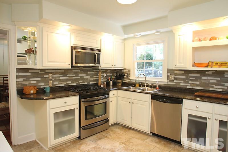 5809 Caledonia Street Raleigh, NC 27609 - Photo 5 of 12 Gallery Image 5