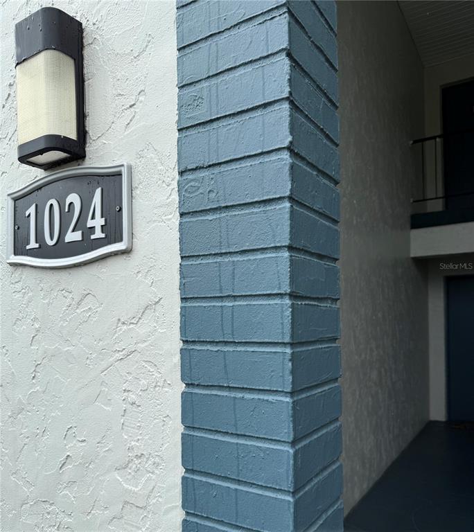 1024 North Plantation Drive, Unit B9 Kissimmee, FL 34741 - Photo 27 of 28 a view of stairs