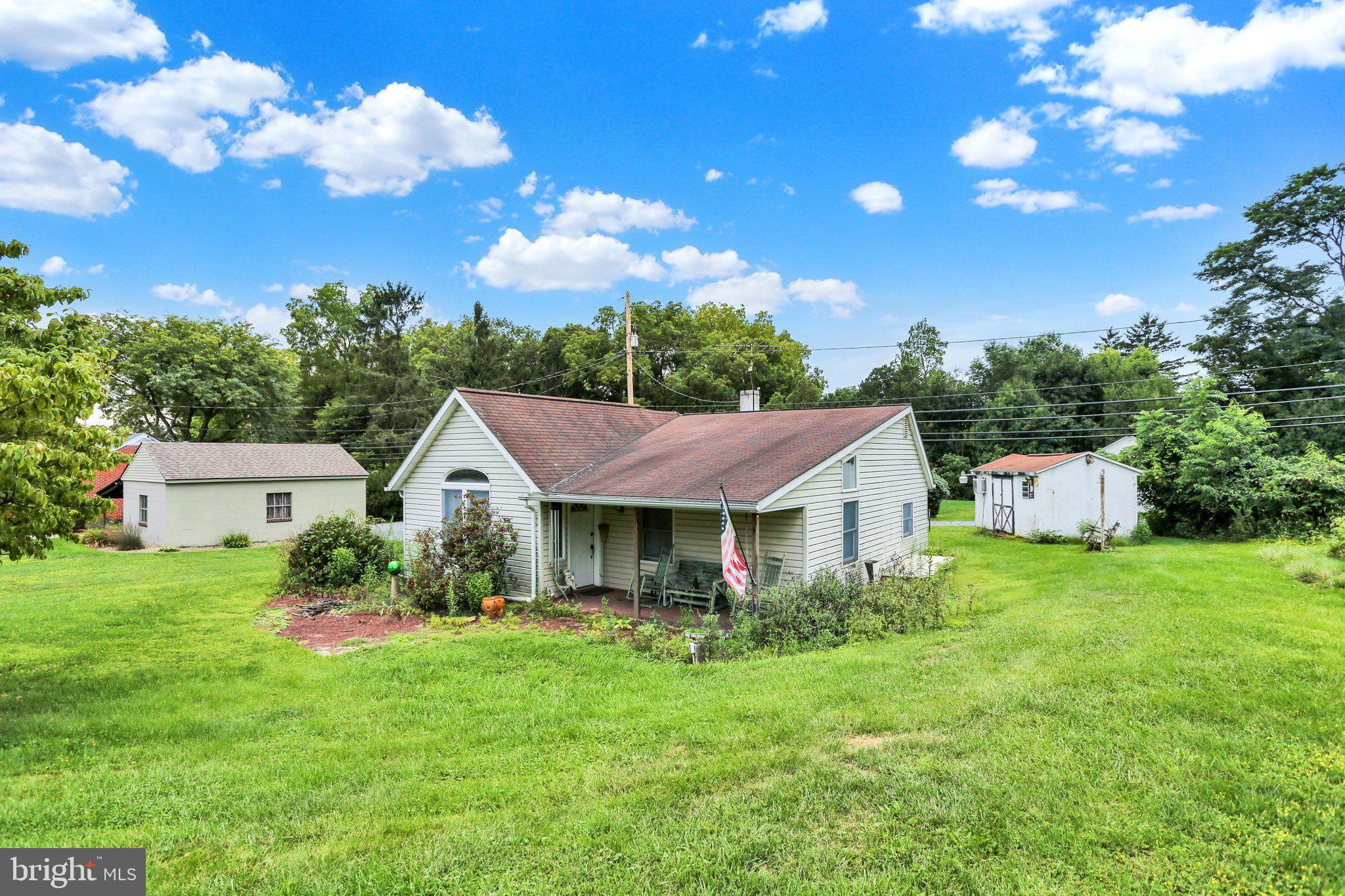 3420 Stoudts Ferry Bridge Road Reading, PA 19605 - Photo 3 of 25 E26A8687