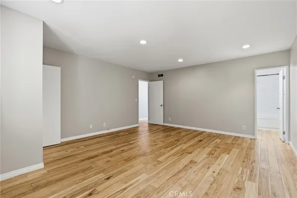$699,000 | 7802 VÃa Tortona, Burbank, CA 91504