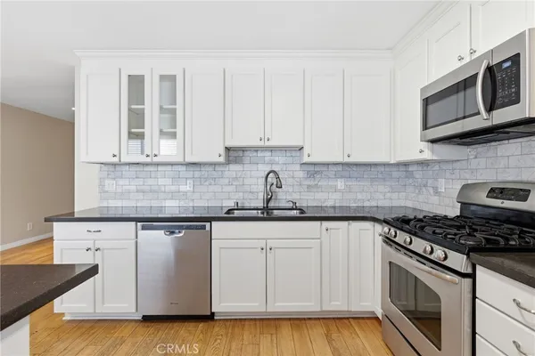 $699,000 | 7802 VÃa Tortona, Burbank, CA 91504