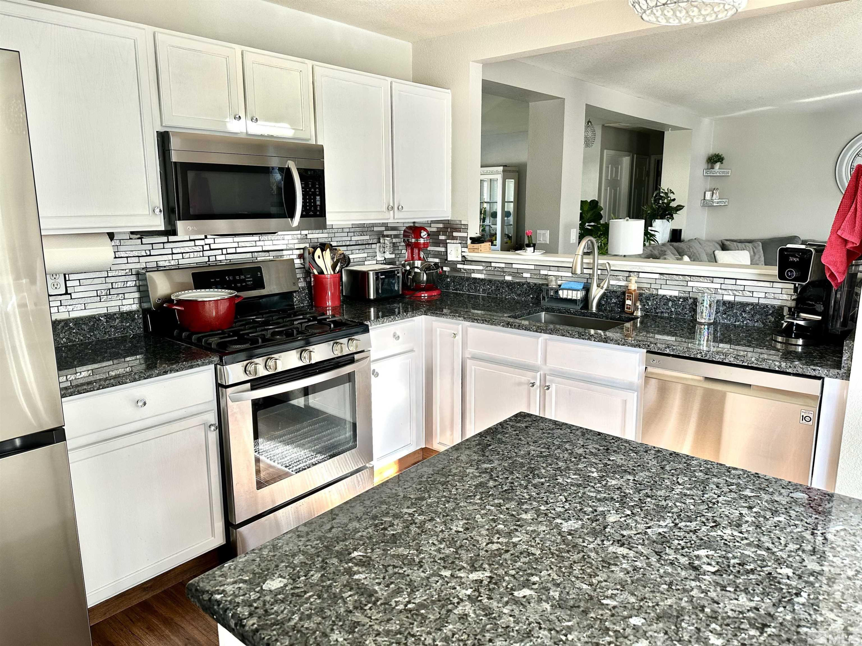 9499 Autumn Leaf Way Reno, NV 89506 - Photo 9 of 27 Photo 9
