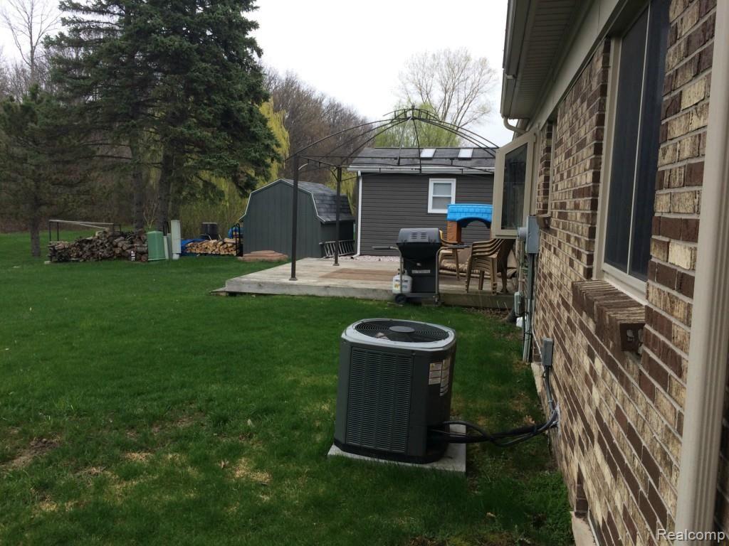 43860 Arlington Road Canton, MI 48187 - Photo 28 of 31 IMG_4194.jpg