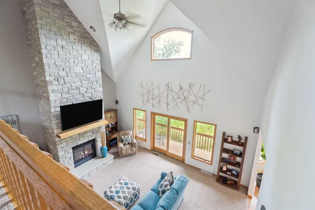 $739,900 | 212 Tustin Road, Fremont, WI 54940