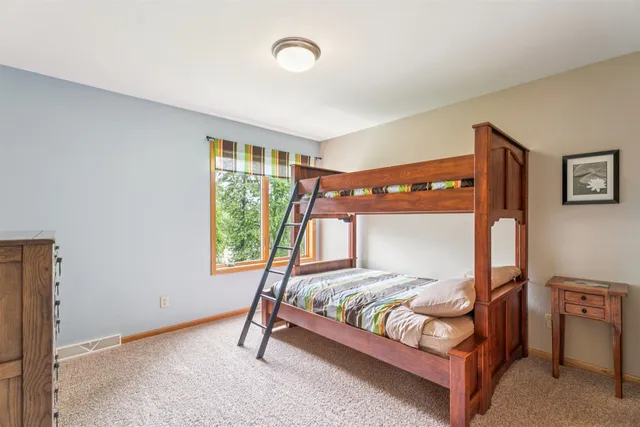 $739,900 | 212 Tustin Road, Fremont, WI 54940