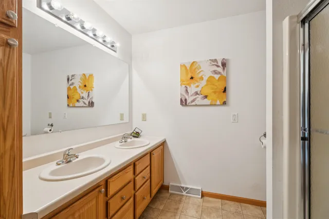 $739,900 | 212 Tustin Road, Fremont, WI 54940