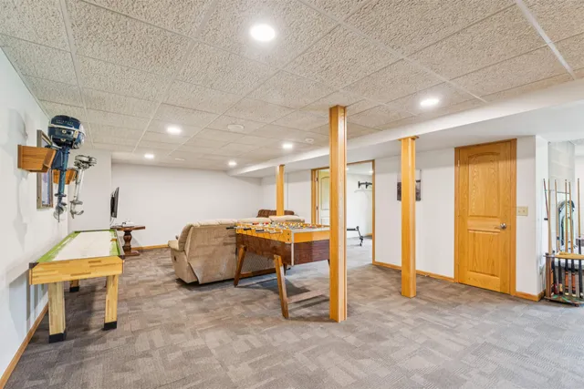 $739,900 | 212 Tustin Road, Fremont, WI 54940