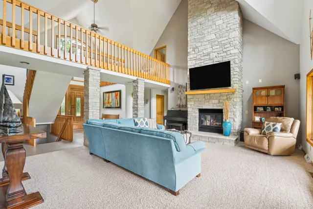 $739,900 | 212 Tustin Road, Fremont, WI 54940