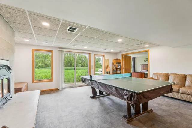 $739,900 | 212 Tustin Road, Fremont, WI 54940