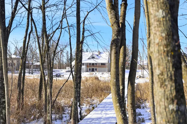 $739,900 | 212 Tustin Road, Fremont, WI 54940