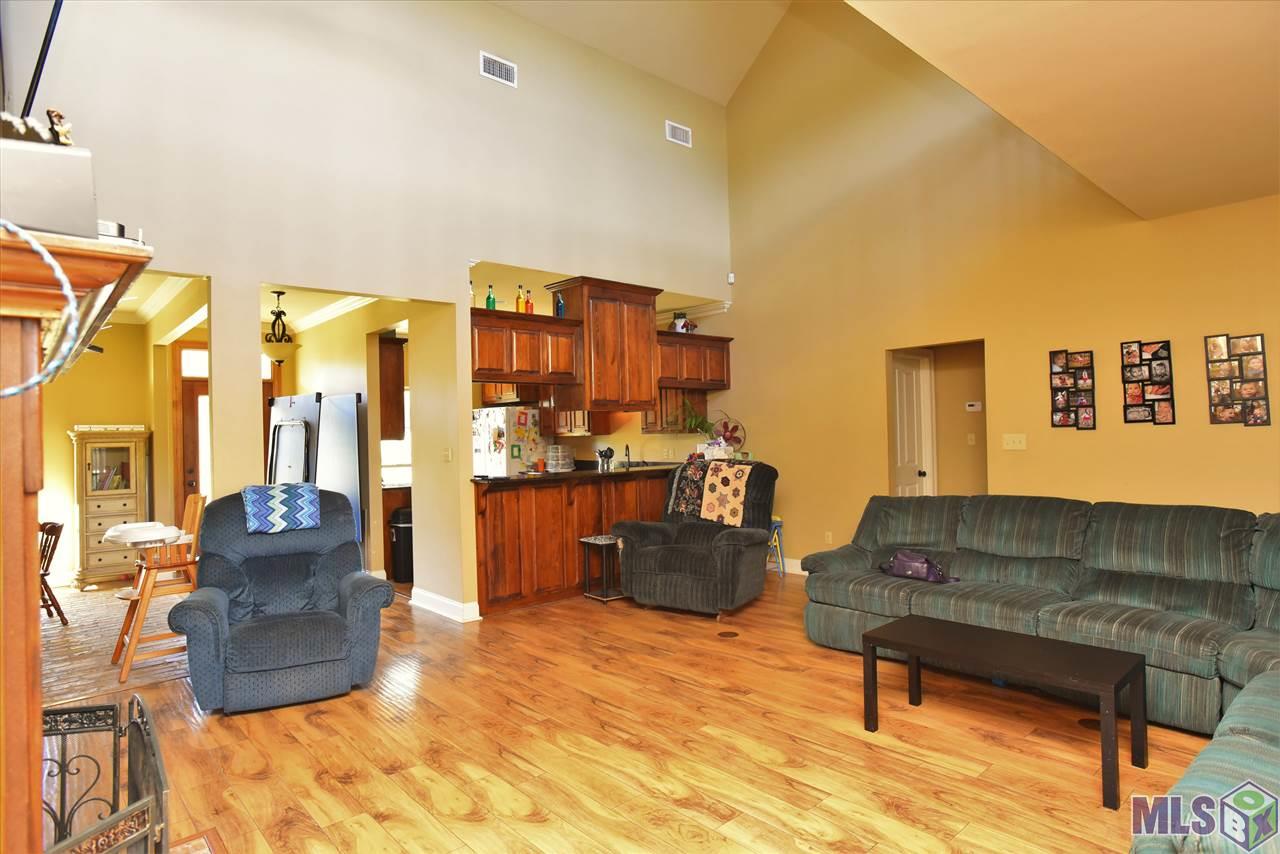 6597 Upper C C Road Clinton, LA 70722 - Photo 6 of 24 Living Room